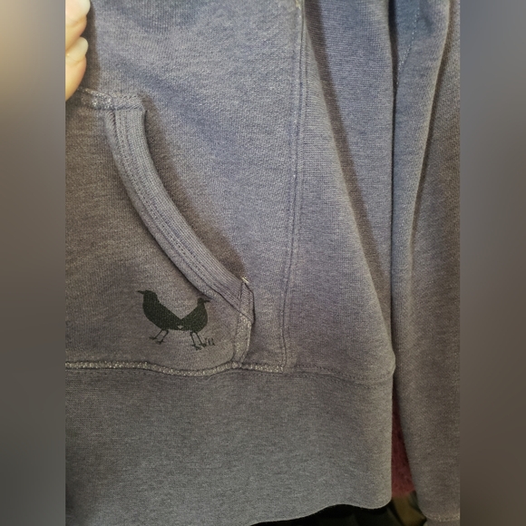 🪴BOGO FREE🪴 TNA HOODIE SIZE SMALL - Picture 3 of 6